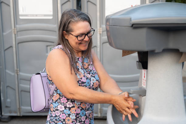 Best Luxury portable toilet rental  in Dandridge, TN
